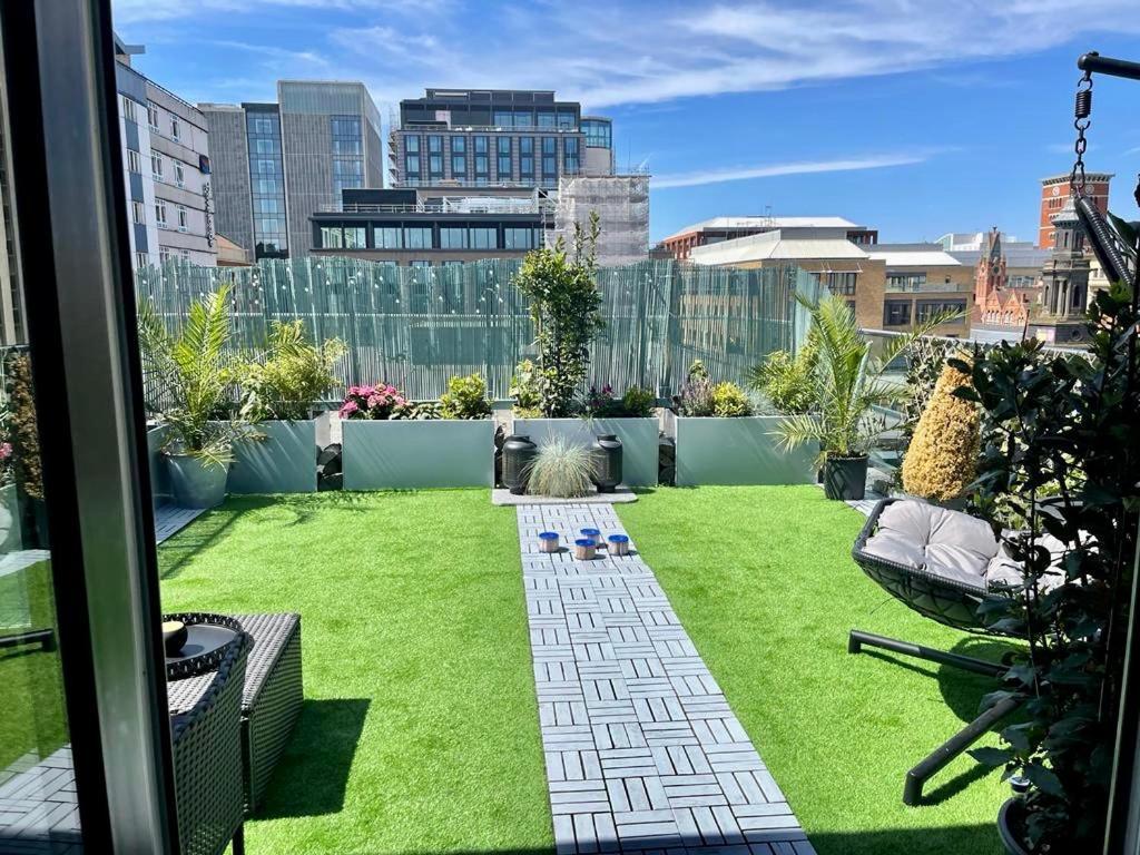 Luxury 9Ine Penthouse With Garden & Jacuzzi Leilighet Birmingham Eksteriør bilde